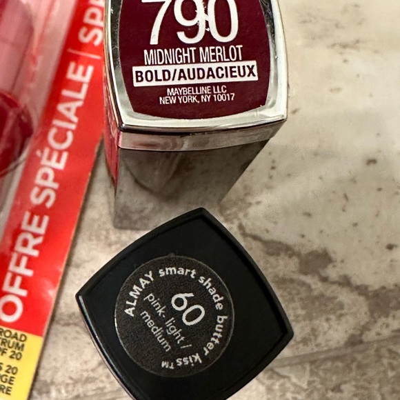 4-Piece Lipstick Bundle – Assorted Shades & Brands | New / Gently Used - Picture 4 of 8